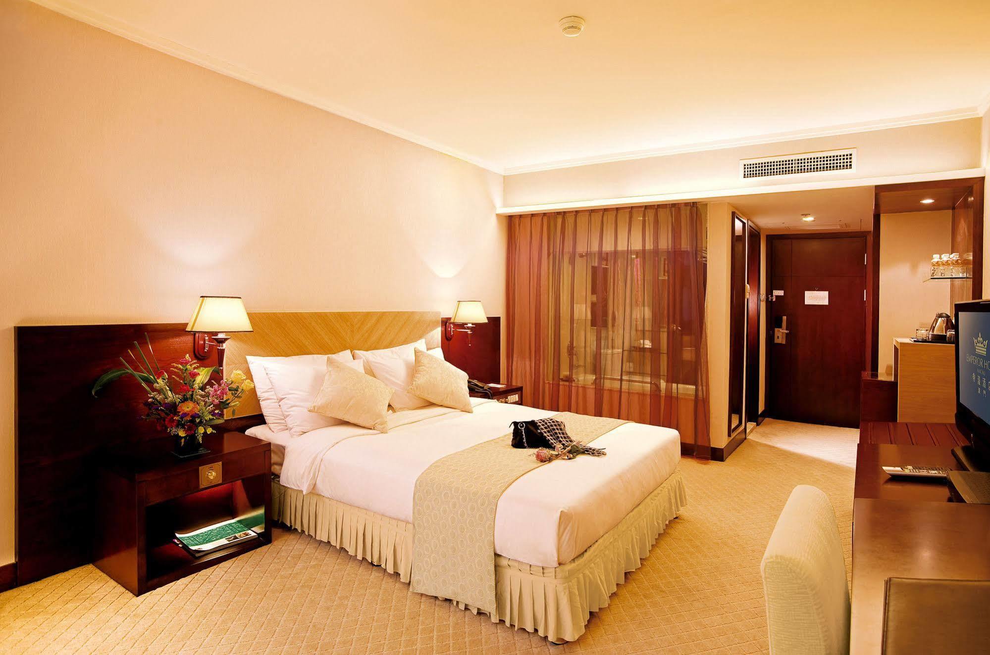 Emperor Hotel Macau Ngoại thất bức ảnh